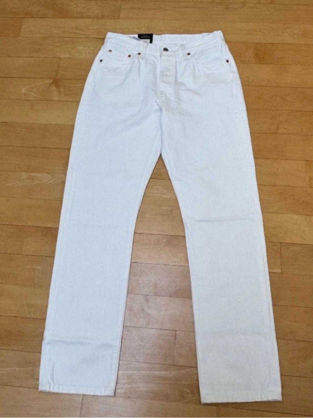 NWT 501 Levi's Straight White Denim Jeans 29x32